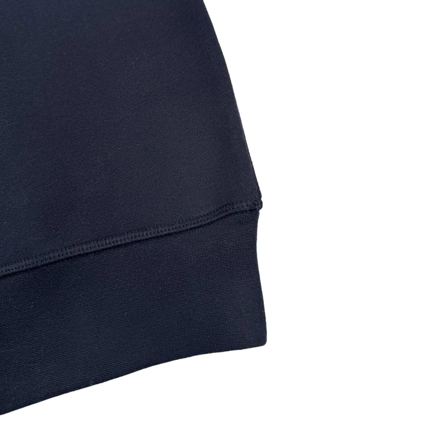 🅿️320 [Exclusive supply] Ralph Lauren pony embroidered round neck sweatshirt (navy blue). The original version was purchased for 1,690 and developed. The fabric is made of customized cloud-like honey cotton fleece sweatshirt material. It feels delicate and comfortable against the skin. It is based on matte gray and comes with a soft light filter. The exquisite indigo pony logo is embellished. It is highly recognizable. It has an atmosphere of freedom and vitality. A symphony of pure and smart colors. Outline high-end silhouettes with extreme simplicity and become the focus of vision. Demonstrate taste in silence, using imported machine embroidery technology. Use advanced computer control systems and precision mechanical components to achieve iconic pony embroidery operations. High precision. The lines are smooth and delicate, using the Hasuo process. Sewing with specific machines. Hasuo has high fastness and adds visual effects. It is time-consuming and labor-intensive, and the fabrics have been washed. It has a better hand feel and texture. It is not easy to deform and is not easy to shrink. Not easy to fade and maintain long-lasting beauty. Size:S-M-L-XL